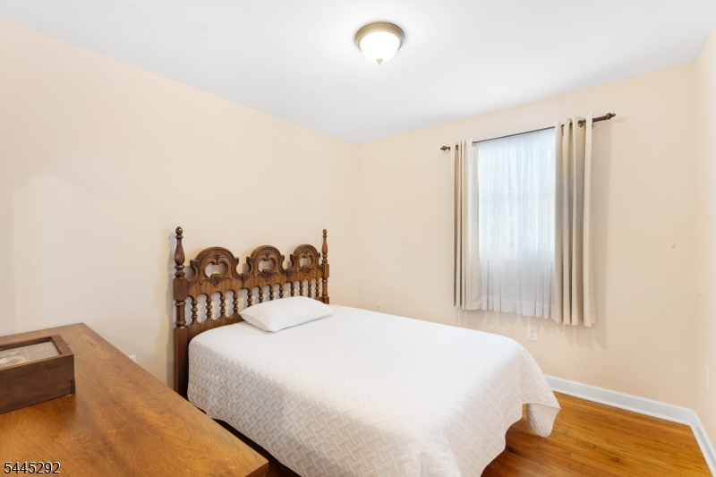 1280 Oxford Road Bridgewater, NJ 08807 - Photo 17 of 35