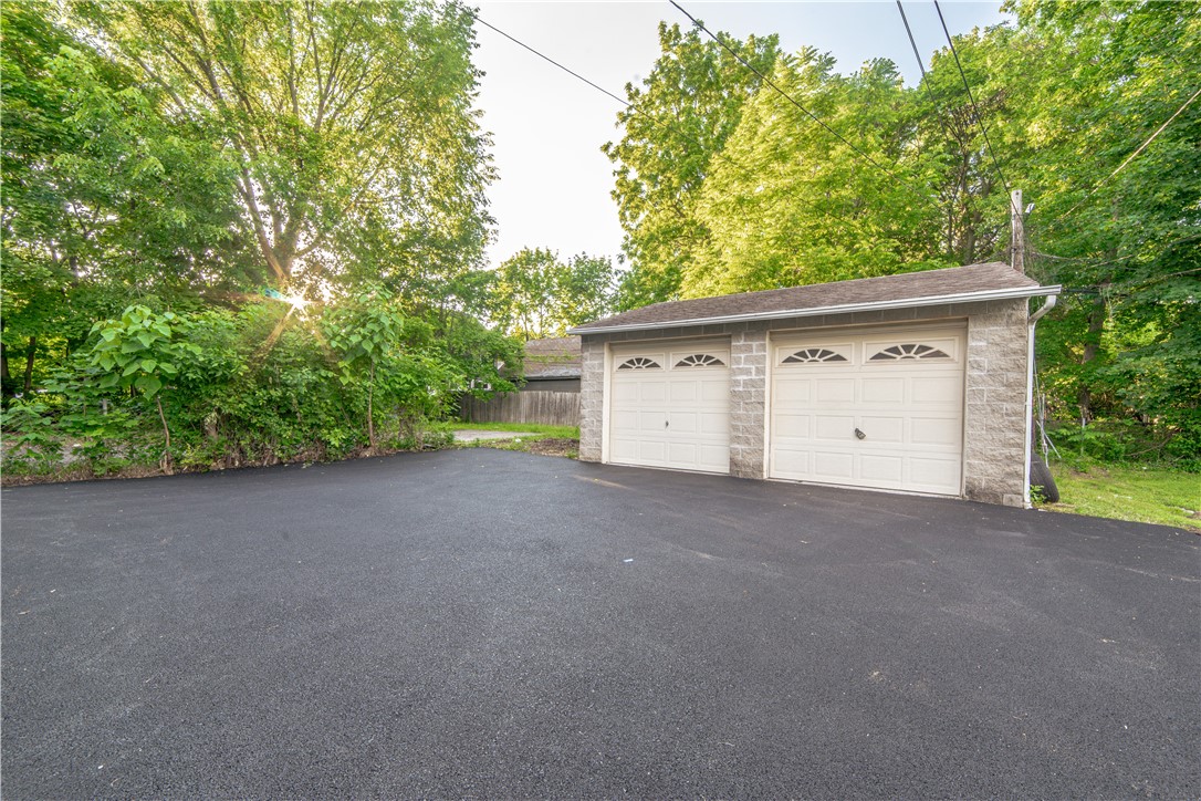 312 Brooks Avenue Rochester, NY 14619 - Photo 12 of 32