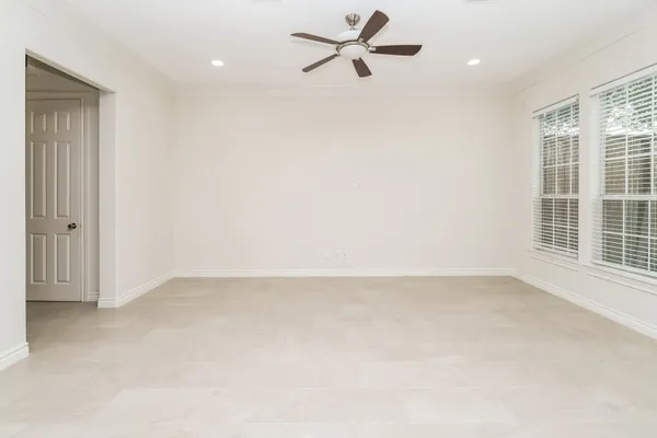 $2,895 | 2605 Cheshire Oaks Drive, Houston, TX 77054