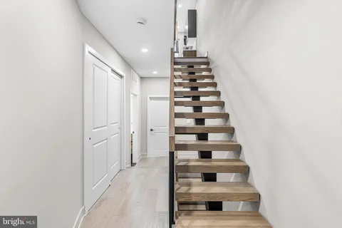 a view of entryway and hall