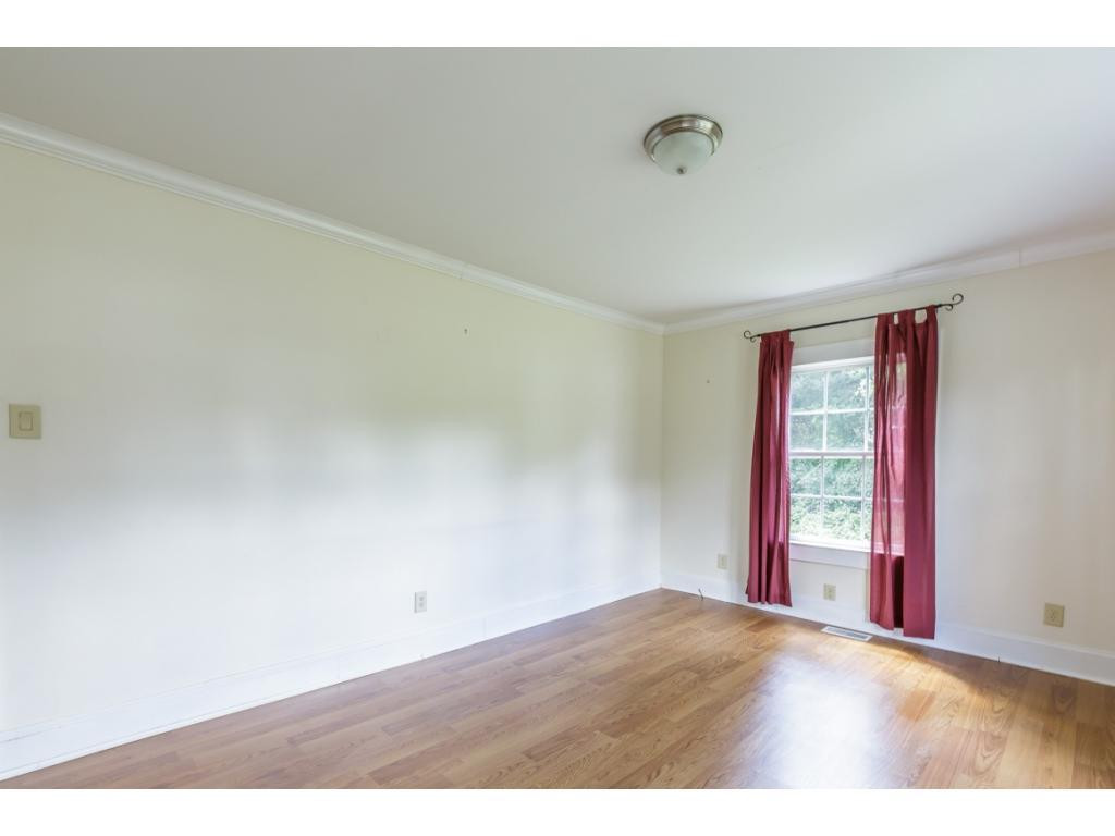 1025 East Hanover Road Graham, NC 27253 - Photo 5 of 18 Gallery Image 5