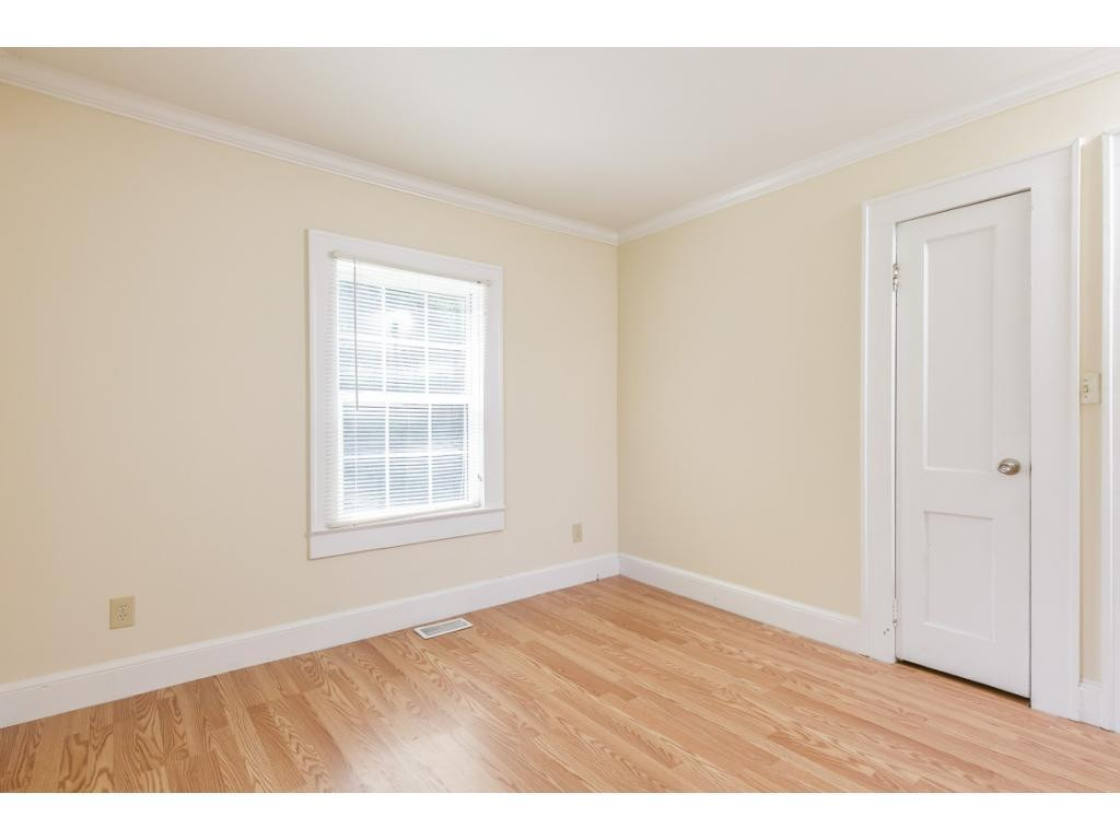 1025 East Hanover Road Graham, NC 27253 - Photo 7 of 18 Gallery Image 7