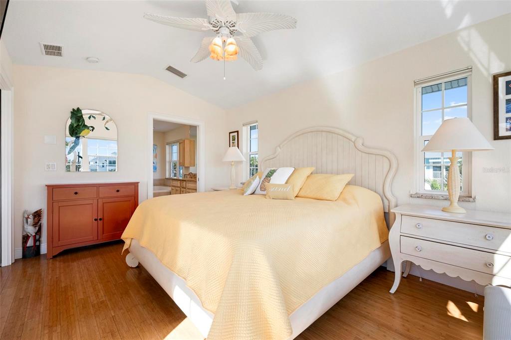 106 79th Street Holmes Beach, FL 34217 - Photo 27 of 98