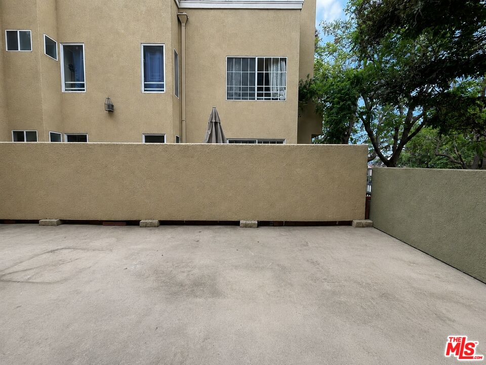 6140 Monterey Road, Unit 208 Los Angeles, CA 90042 - Photo 16 of 23
