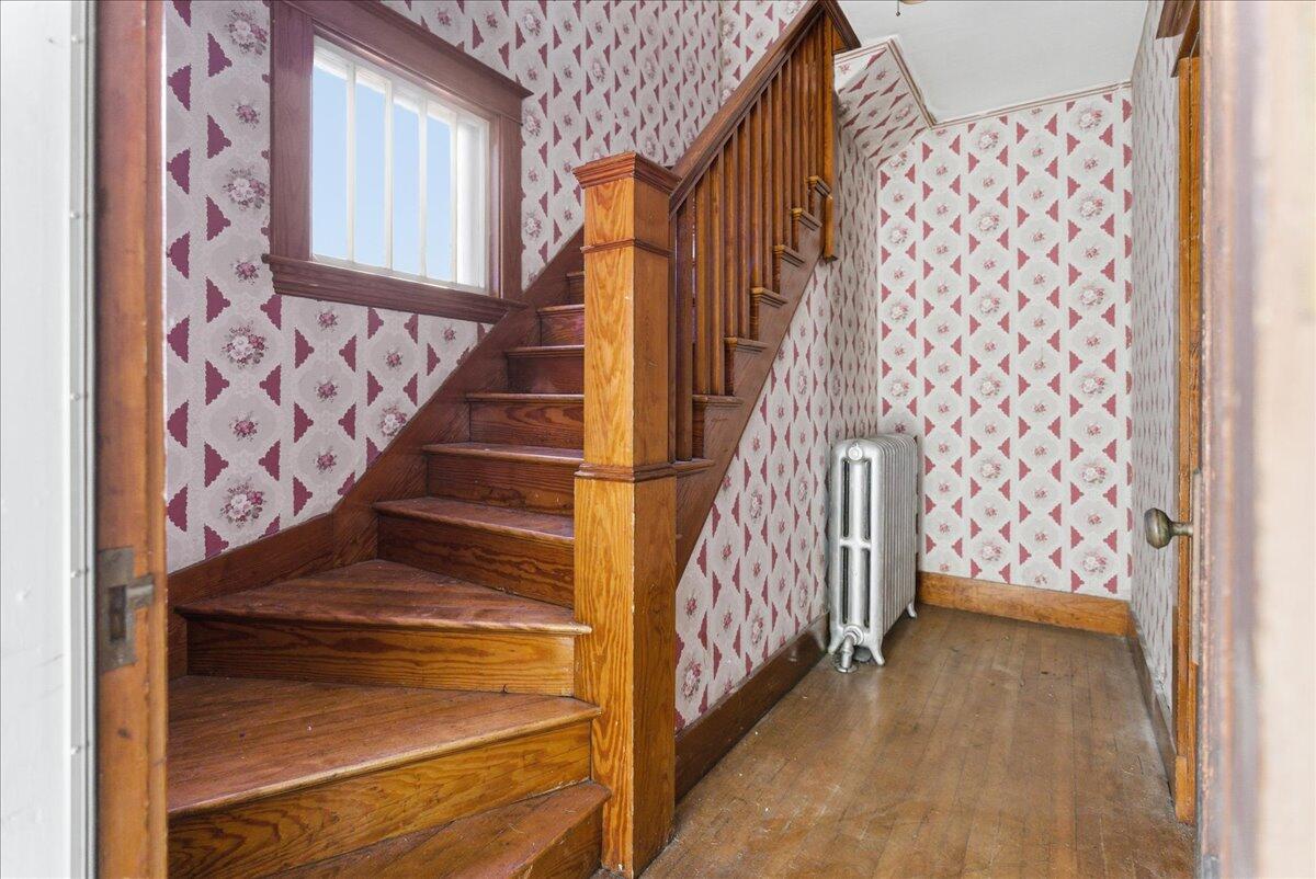 23 Janelle Street Lewiston, ME 04240 - Photo 41 of 54 Front stairwell