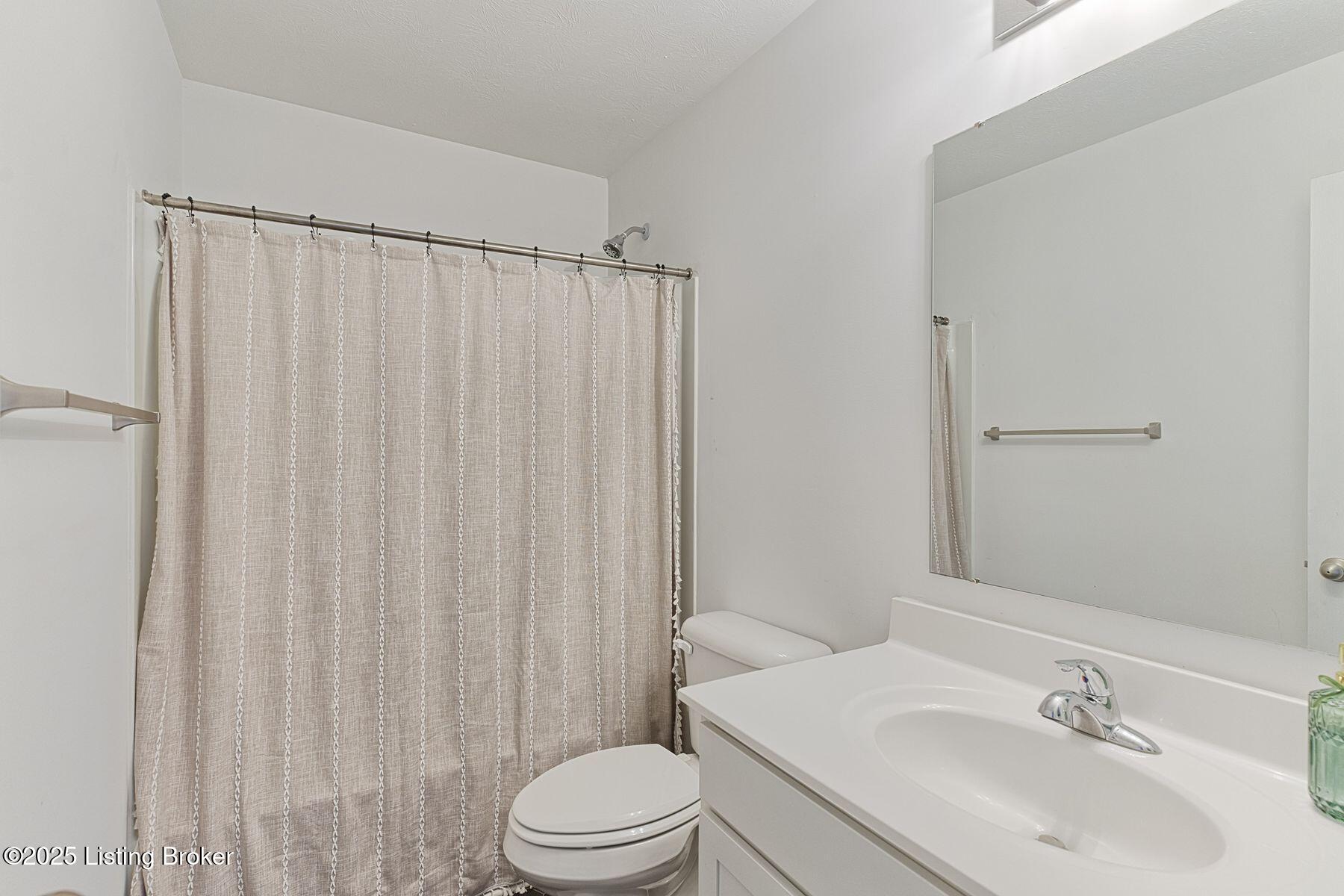1201 Johnson Ridge Road Louisville, KY 40245 - Photo 39 of 45 photo_online_039