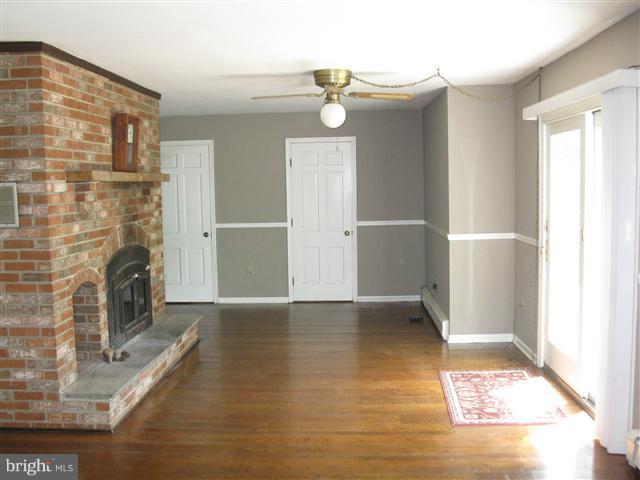 435 Blacksnake Road Elkton, MD 21921 - Photo 3 of 24 Family Room