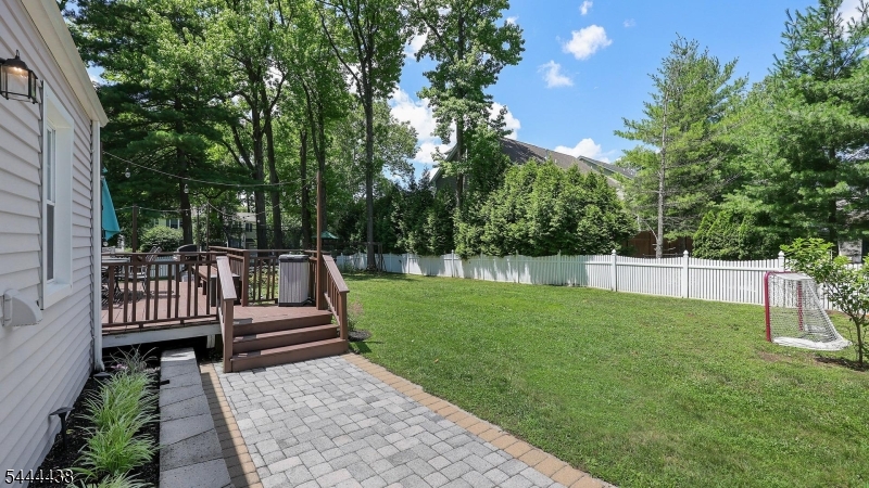 2263 Hill Road Scotch Plains, NJ 07076 - Photo 33 of 50