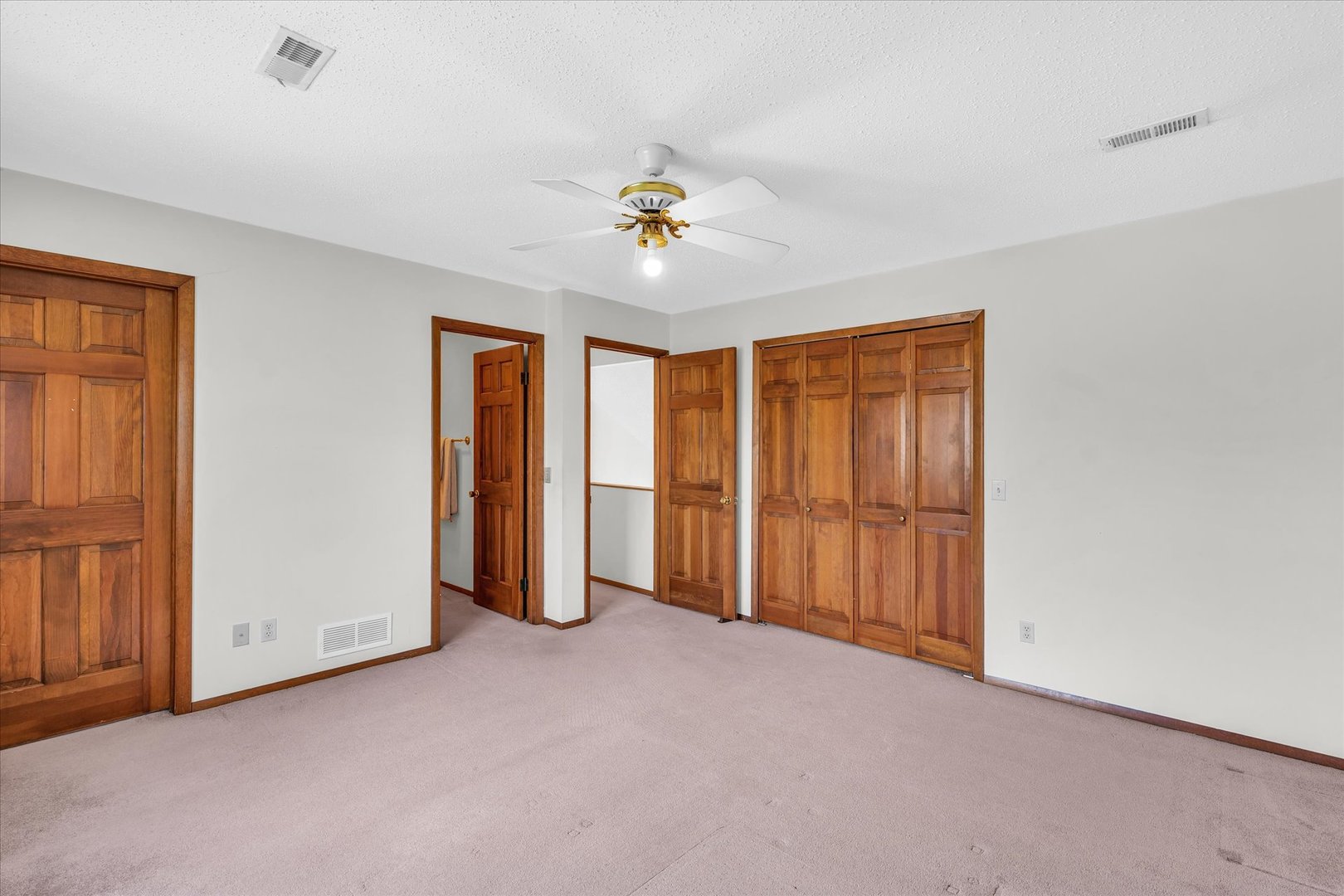 706 Higgins Road Champaign, IL 61822 - Photo 23 of 37 Gallery Image 23
