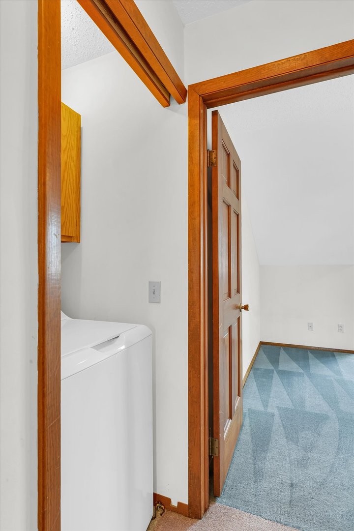 706 Higgins Road Champaign, IL 61822 - Photo 31 of 37 Gallery Image 31
