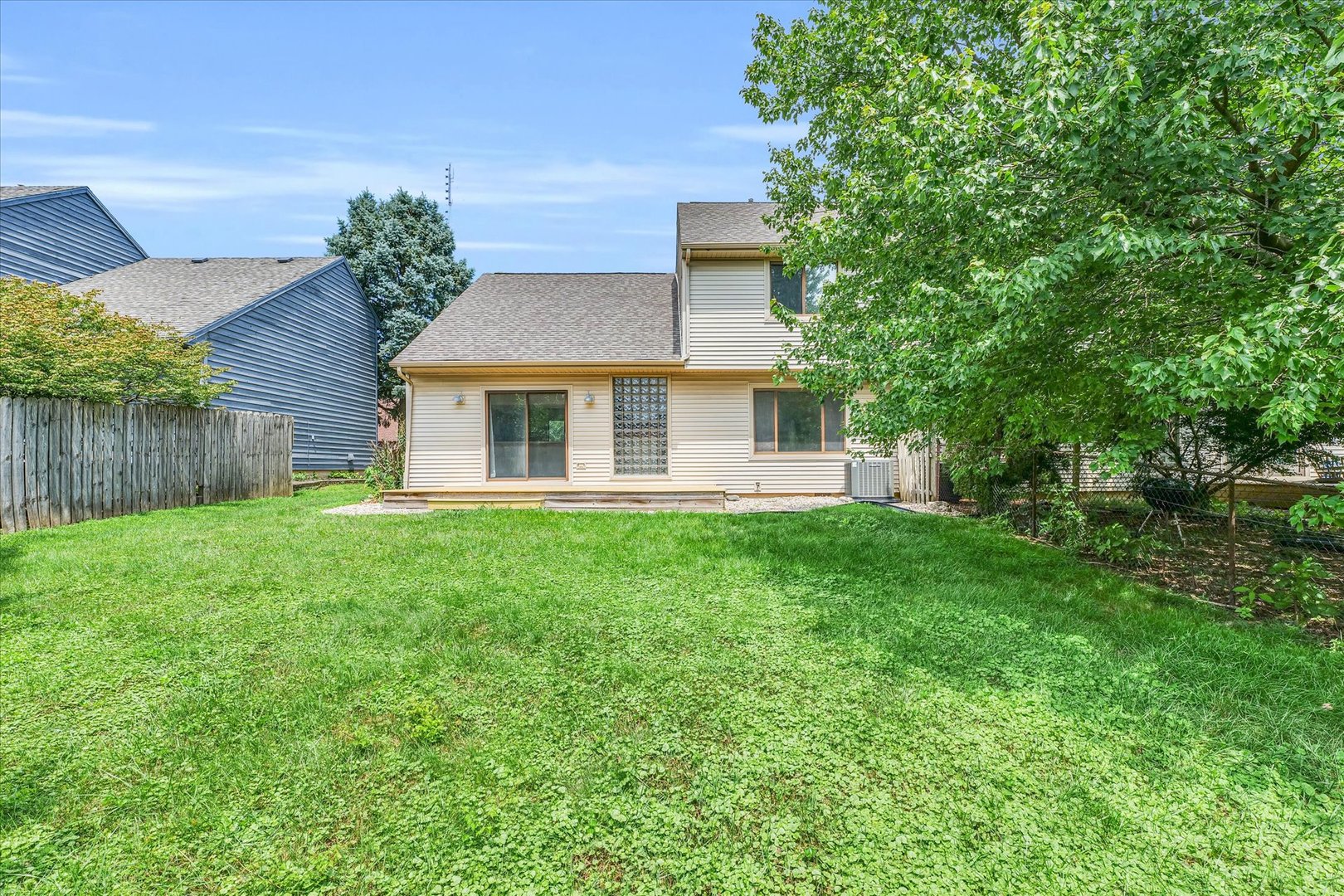 706 Higgins Road Champaign, IL 61822 - Photo 34 of 37 Gallery Image 34
