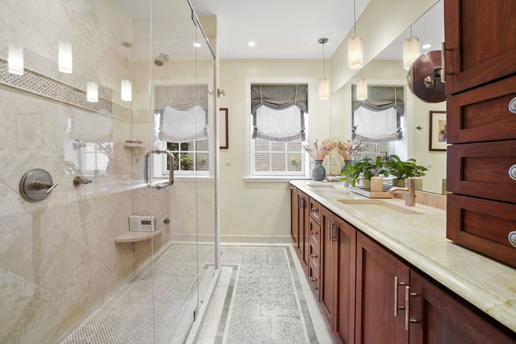 30 Dean Road, Unit D3 Brookline, MA 02445 - Photo 21 of 33 Gallery Image 21