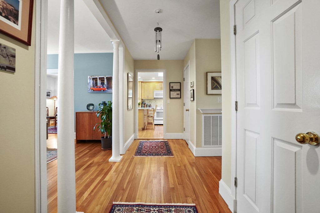 30 Dean Road, Unit D3 Brookline, MA 02445 - Photo 4 of 33 Gallery Image 4