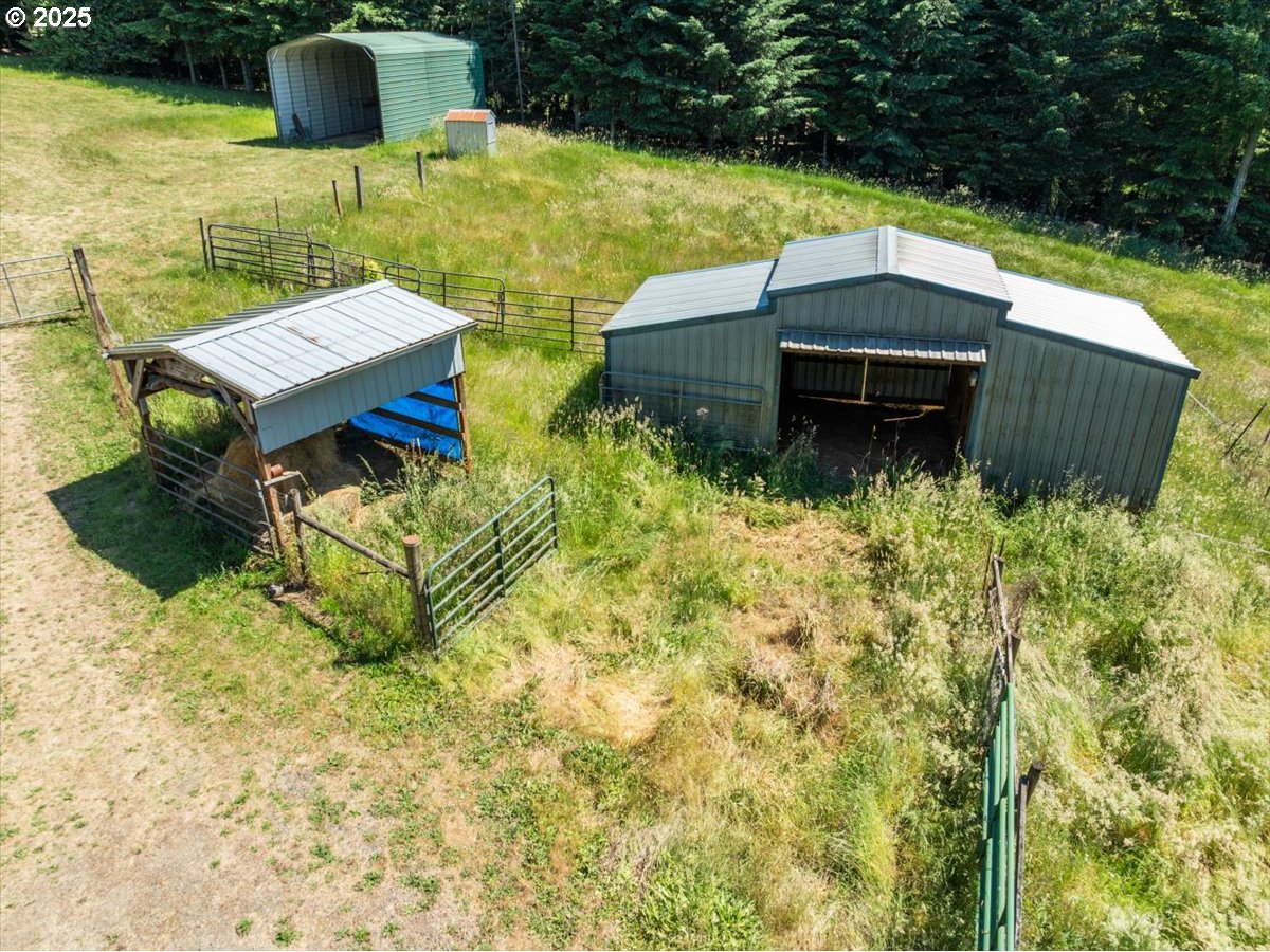 35020 Southeast Surface Road Estacada, OR 97023 - Photo 11 of 48