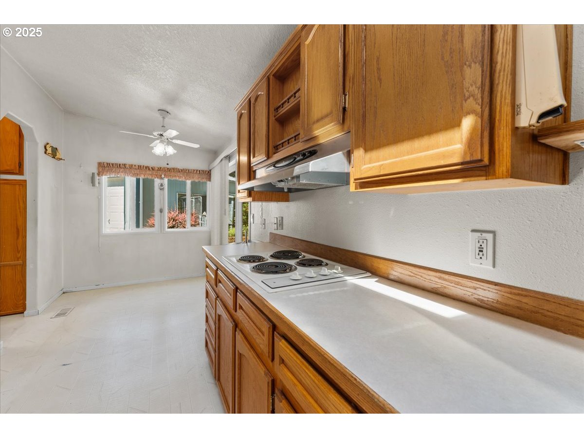 35020 Southeast Surface Road Estacada, OR 97023 - Photo 17 of 48