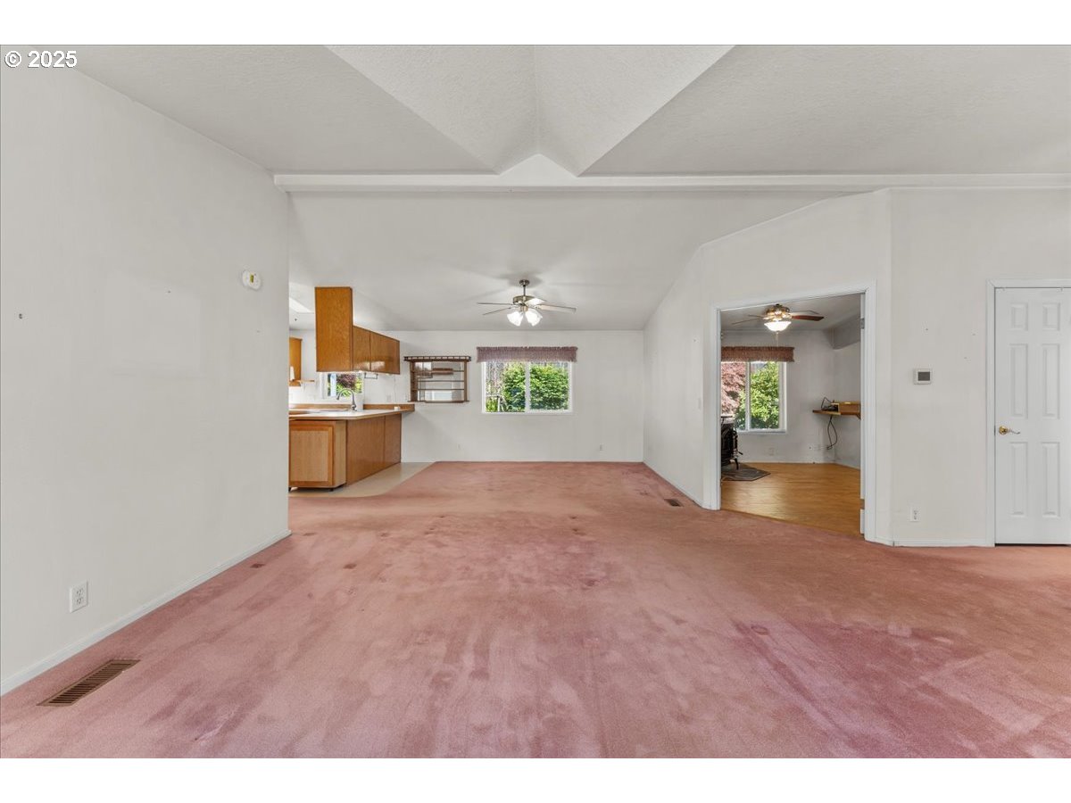 35020 Southeast Surface Road Estacada, OR 97023 - Photo 21 of 48