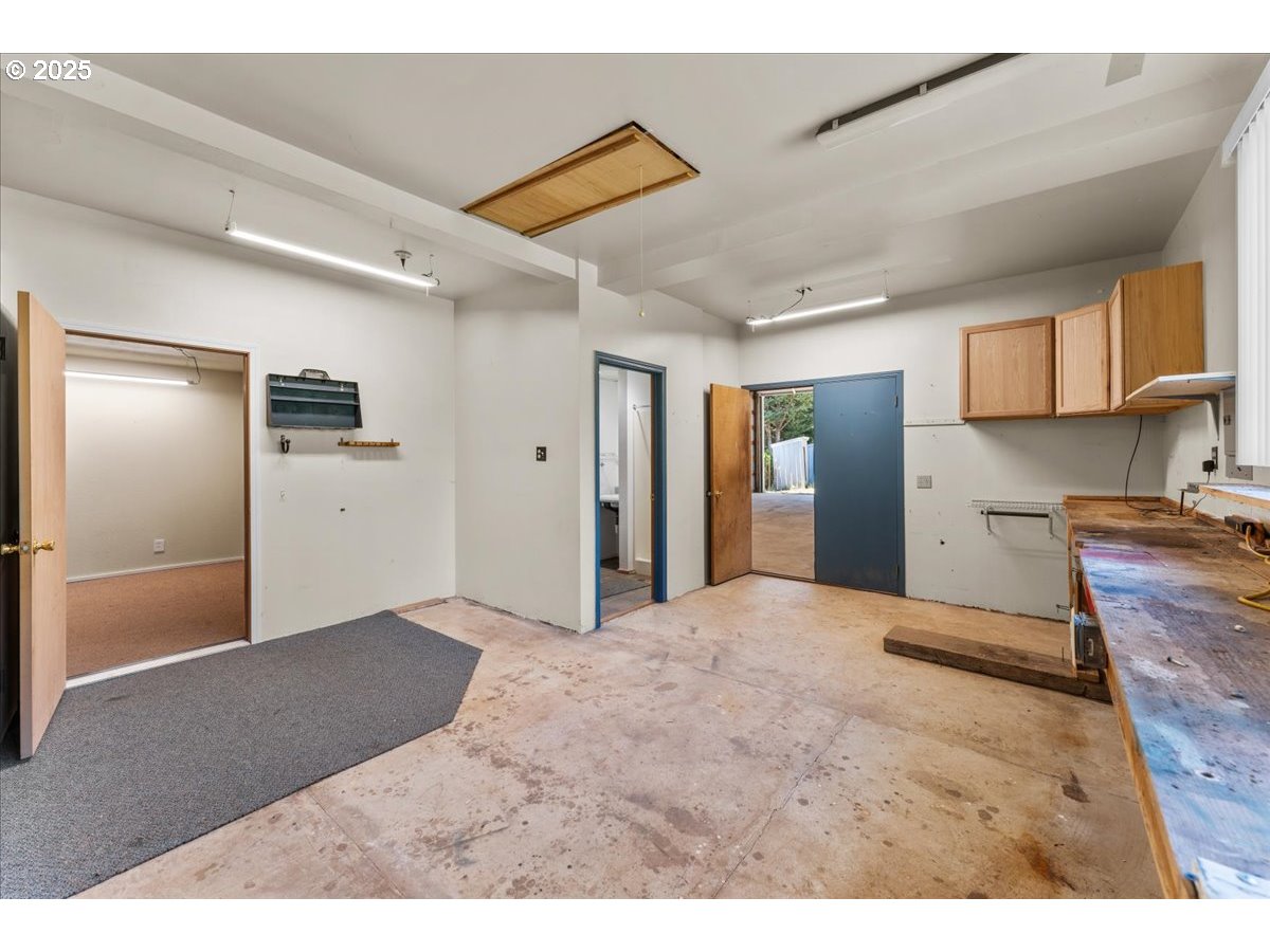 35020 Southeast Surface Road Estacada, OR 97023 - Photo 45 of 48