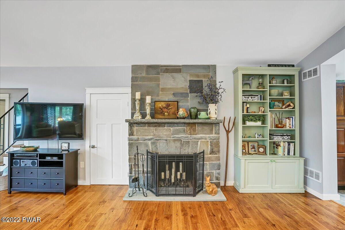 100 Lk Shr Road Shohola, PA 18458 - Photo 15 of 53