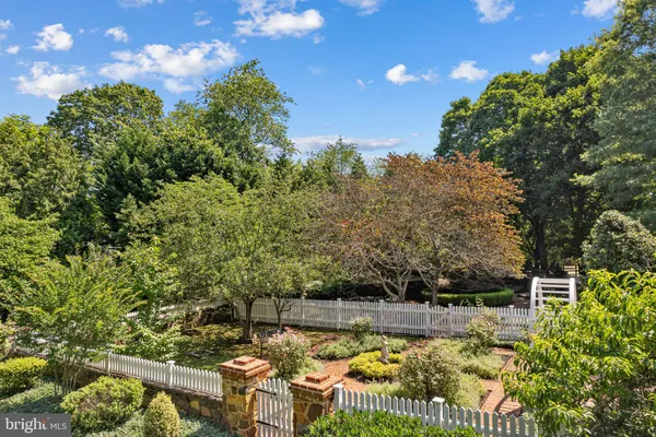 $1,399,000 | 801 Cox Road, Moorestown, NJ 08057