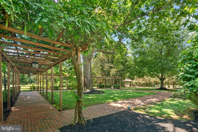 $1,499,000 | 801 Cox Road, Moorestown, NJ 08057