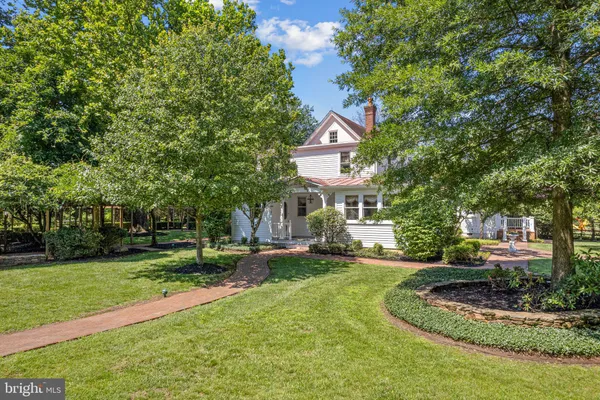 $1,399,000 | 801 Cox Road, Moorestown, NJ 08057
