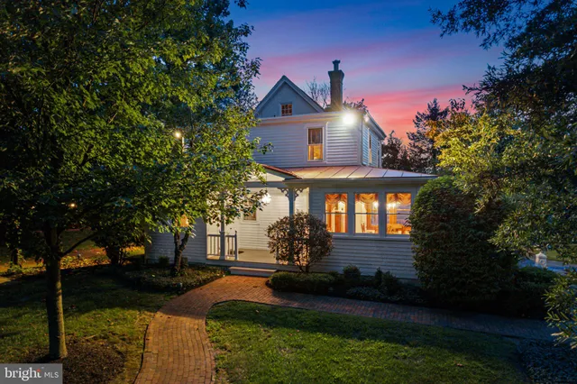 $1,599,000 | 801 Cox Road, Moorestown, NJ 08057
