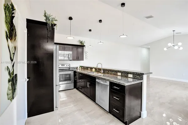 $3,500 | 60 Northeast 26th Street, Unit 60, Wilton Manors, FL 33305