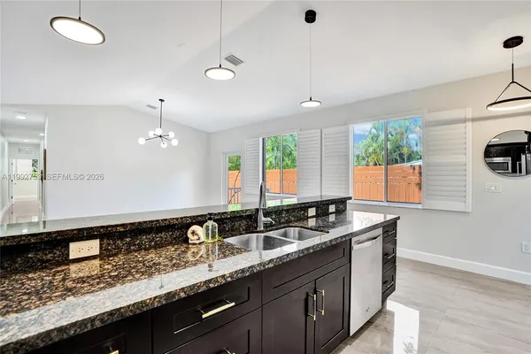 $3,500 | 60 Northeast 26th Street, Unit 60, Wilton Manors, FL 33305