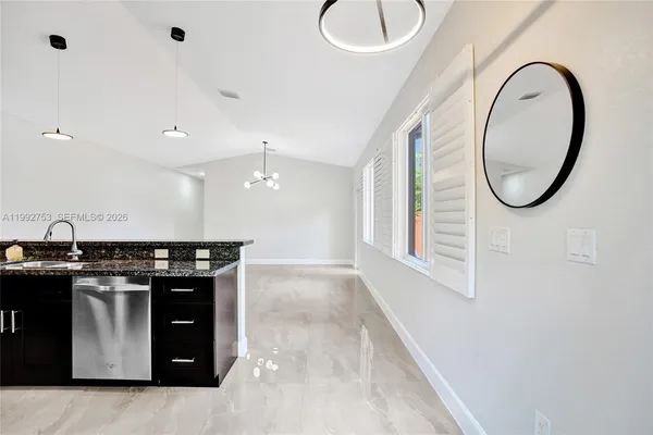 $3,500 | 60 Northeast 26th Street, Unit 60, Wilton Manors, FL 33305