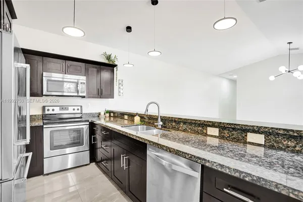 $3,500 | 60 Northeast 26th Street, Unit 60, Wilton Manors, FL 33305