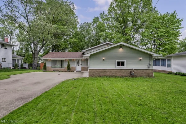 $325,000 | 7647 McCreary Road, Independence, OH 44131
