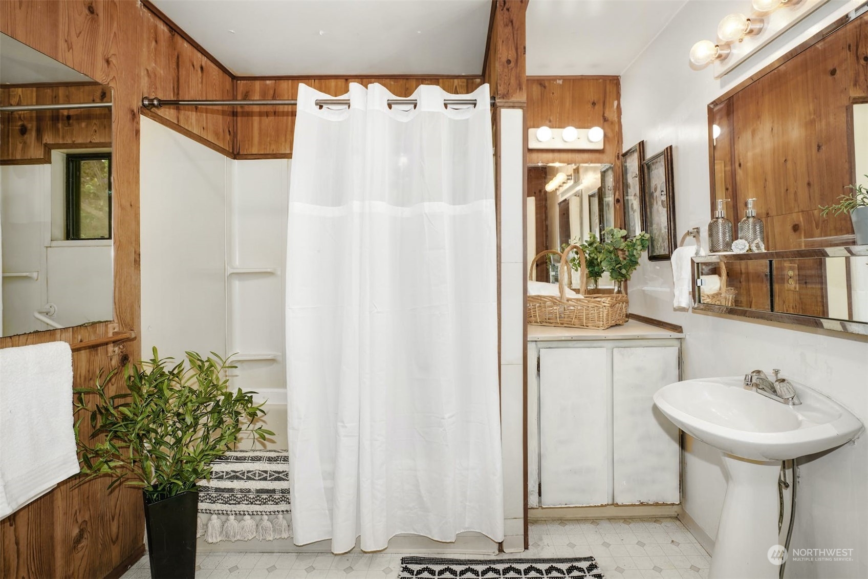 521 Williams Avenue South Renton, WA 98057 - Photo 17 of 22 Gallery Image 17