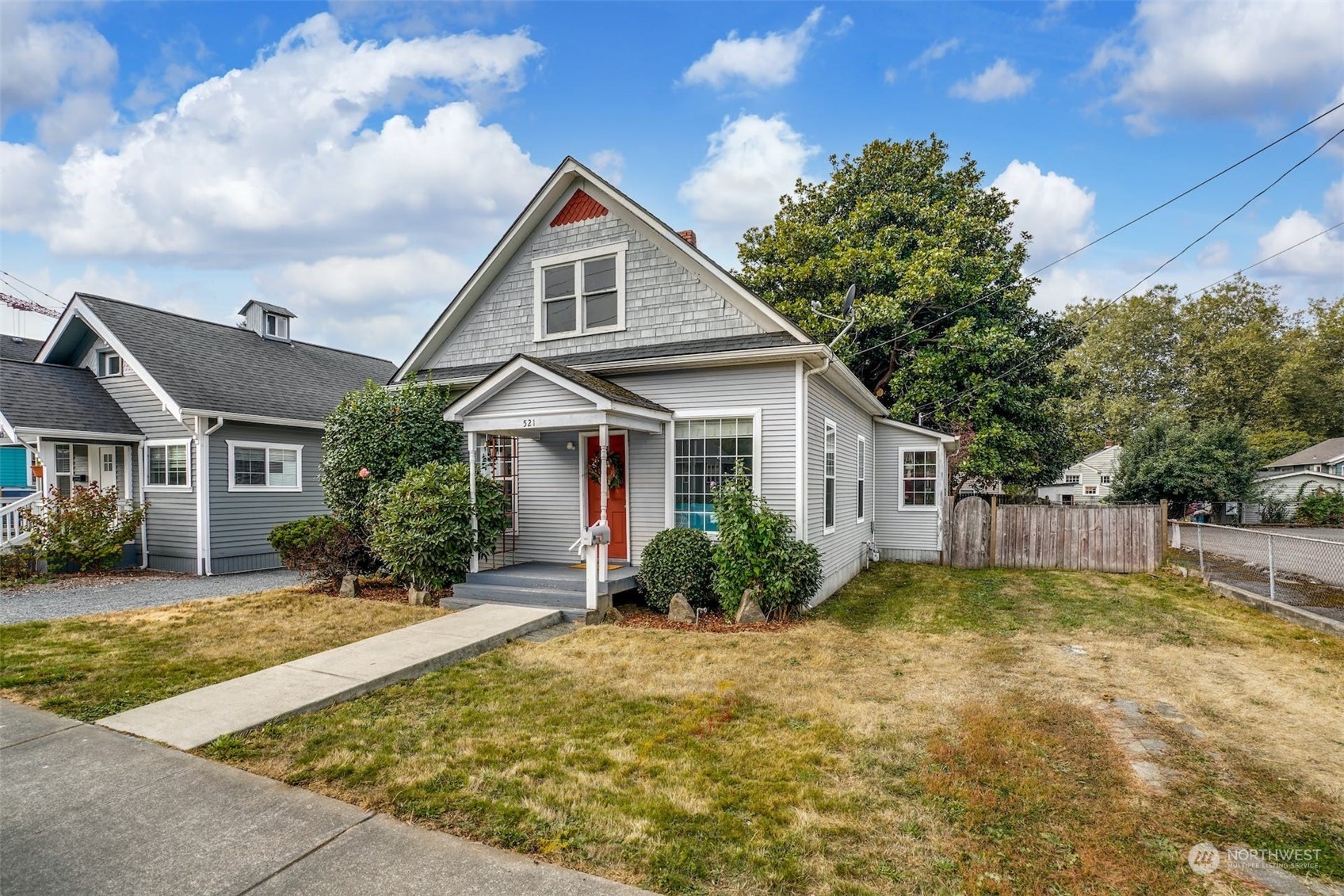 521 Williams Avenue South Renton, WA 98057 - Photo 2 of 22 Gallery Image 2