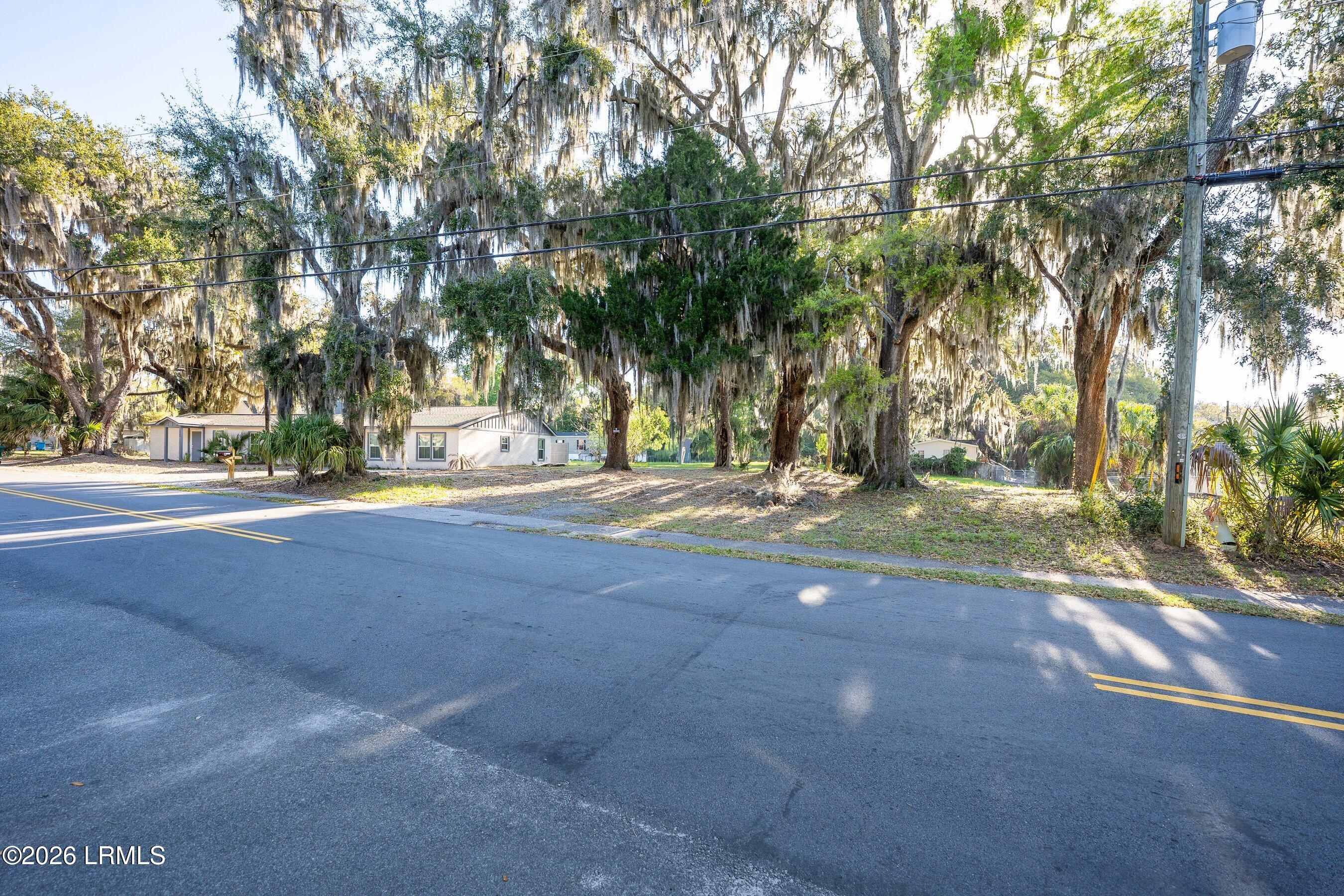 1702 Old Shell Road Port Royal, SC 29935 - Photo 6 of 12 1702 Road Frontage