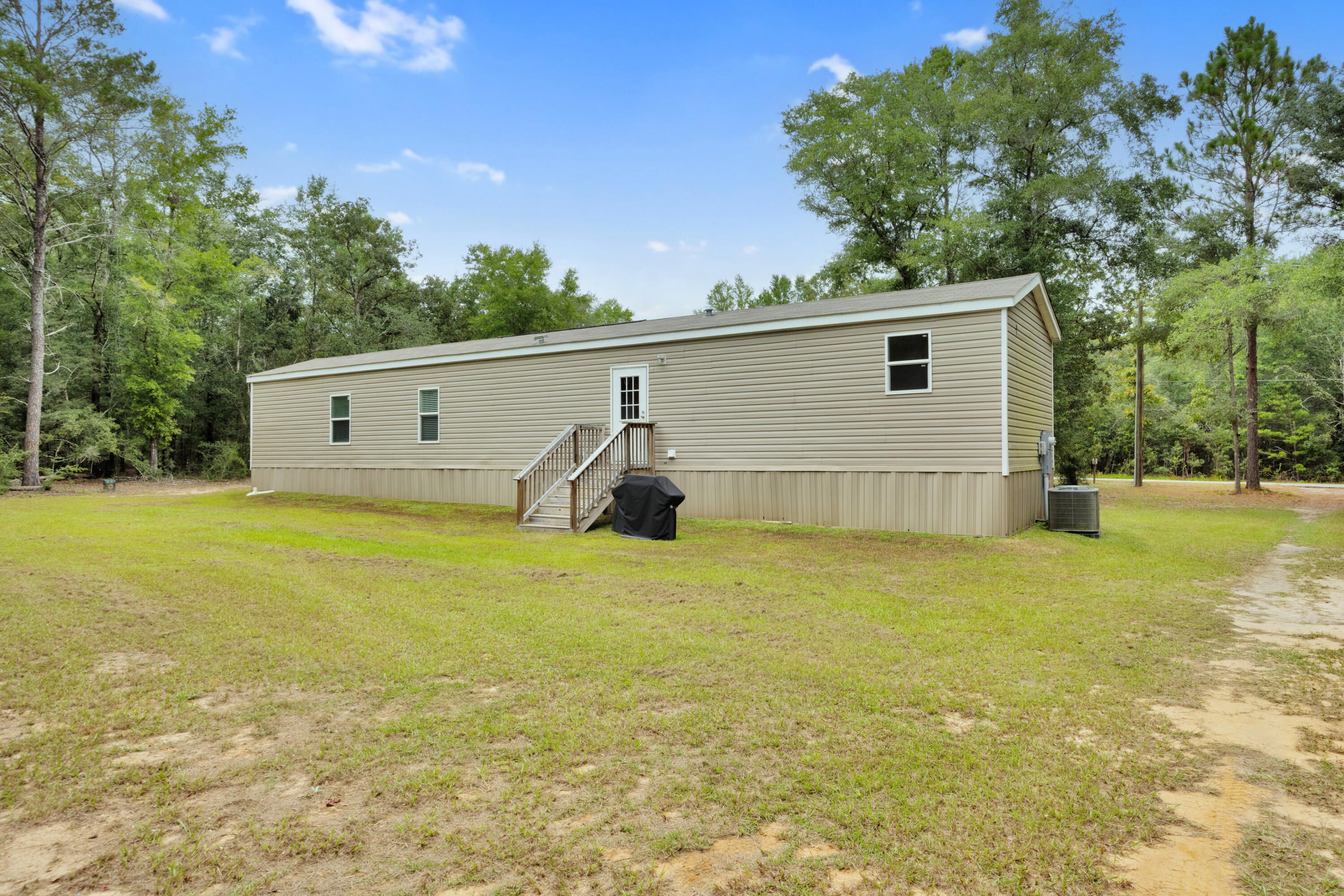 4290 Batten Road Crestview, FL 32539 - Photo 20 of 24 28-32