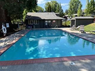 12622 Northwest Barnes Road Portland, OR 97229 - Photo 17 of 22 Pool