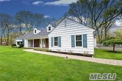 11 Highwood Road Setauket, NY 11733 - Photo 2 of 17 Gallery Image 2