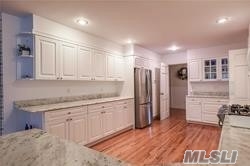 11 Highwood Road Setauket, NY 11733 - Photo 4 of 17 Gallery Image 4