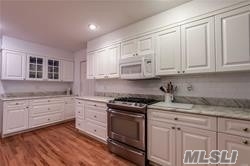 11 Highwood Road Setauket, NY 11733 - Photo 5 of 17 Gallery Image 5