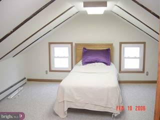 920 Fritztown Road Sinking Spring, PA 19608 - Photo 5 of 6