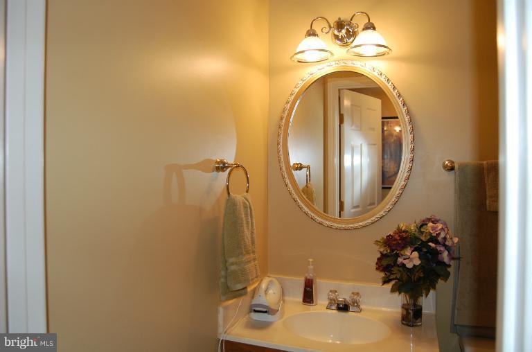 15135 Callohan Court Silver Spring, MD 20906 - Photo 5 of 27 Bath