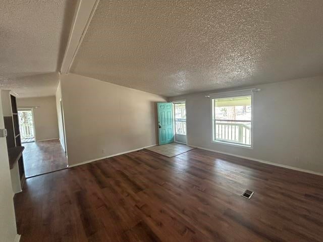 400 Schantz Road Yreka, CA 96097 - Photo 16 of 18 Gallery Image 16