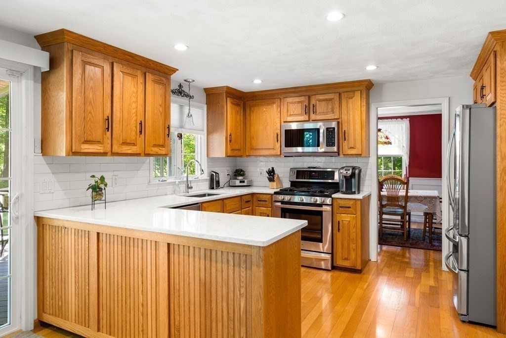 35 Parsonage Hill Road Haverhill, MA 01832 - Photo 4 of 41 Gallery Image 4