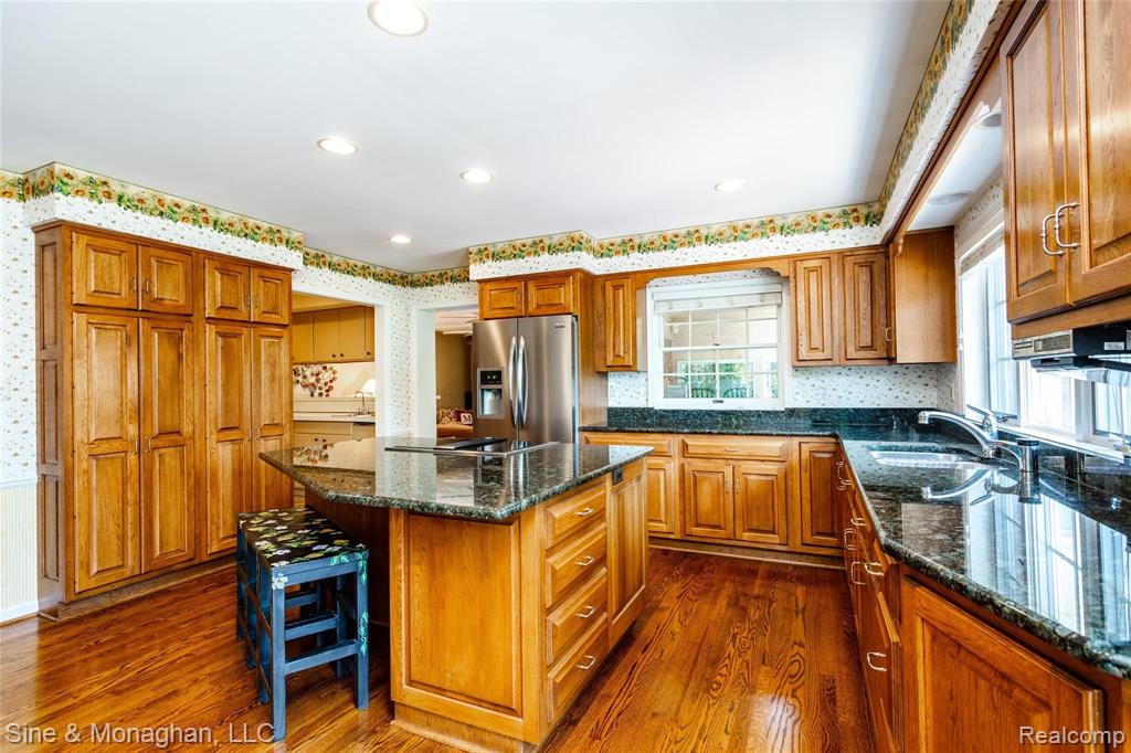 435 Barclay Road Grosse Pointe Farms, MI 48236 - Photo 11 of 60