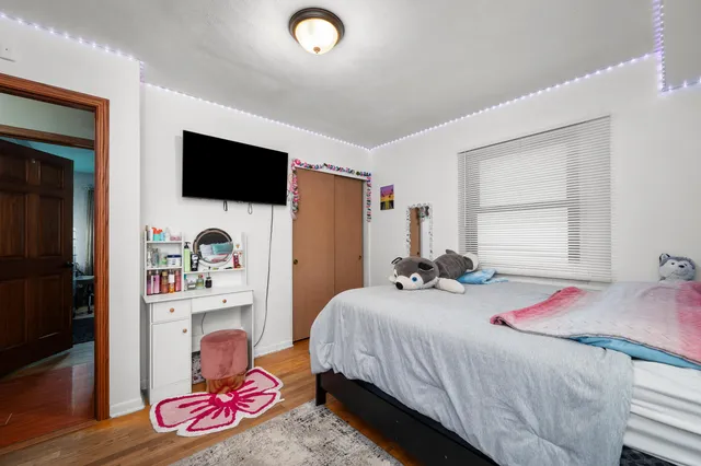 $218,000 | 1209 Meadow Ln Drive, Bettendorf, IA 52722