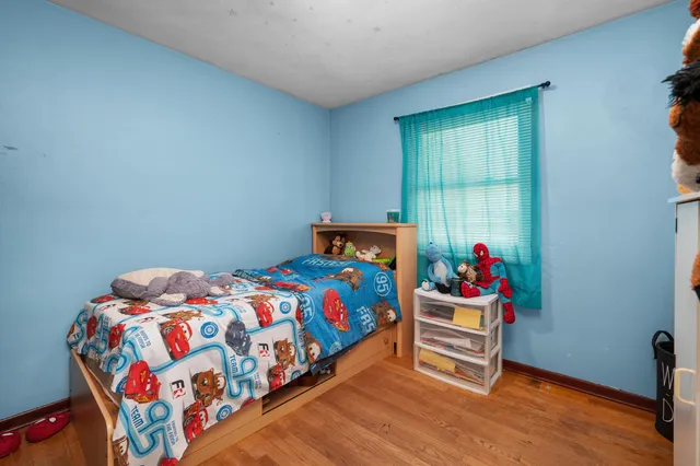 $218,000 | 1209 Meadow Ln Drive, Bettendorf, IA 52722