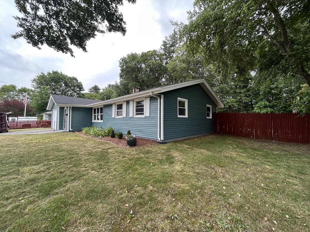 44 Boyle Road Brockton, MA 02302 - Photo 3 of 35