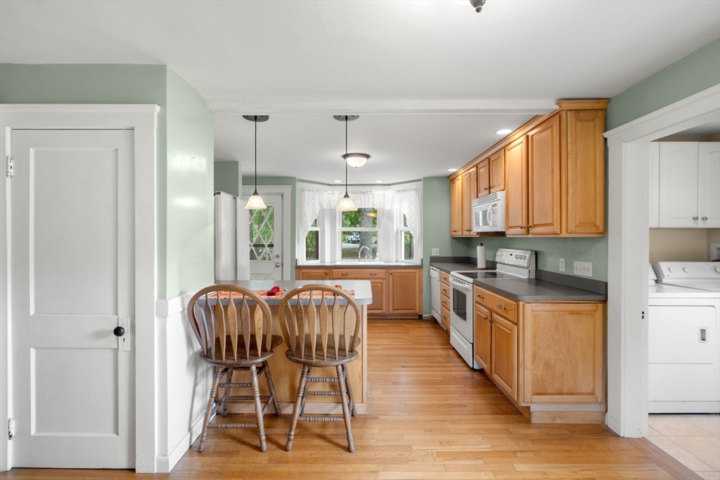 116 Killam Hill Road Boxford, MA 01921 - Photo 9 of 37