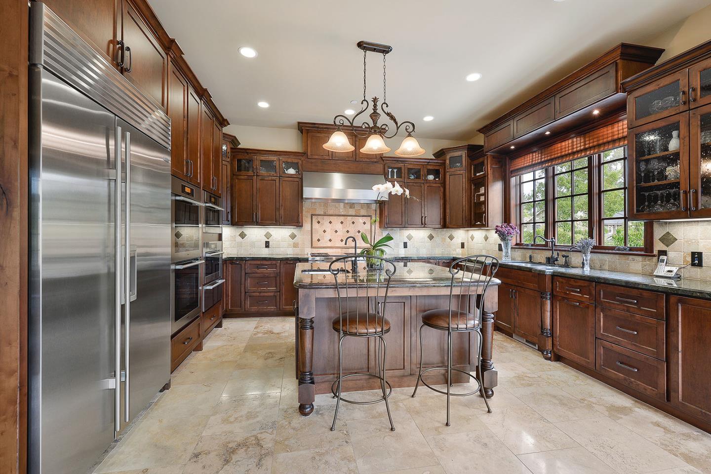 632 Fairway Circle Hillsborough, CA 94010 - Photo 13 of 56