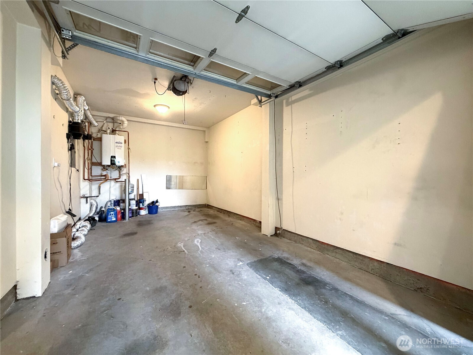 2118 West Ruffner Street Seattle, WA 98199 - Photo 28 of 37 a view of a bike garage